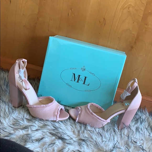 Pink Fringe Accent Sandal - Picture 6 of 8